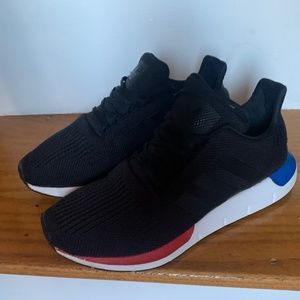 Adidas swift Boys/men